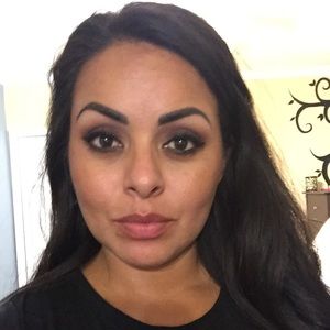 Meet your Posher, Mireya